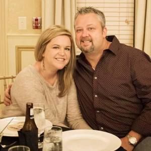 Meet your Posher, Linzi